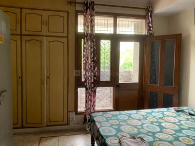 Bedroom Image of 1850 Sq.ft 3 BHK Apartment / Flat for rent in Vishnu Garden New Delhi for Rs. 50000