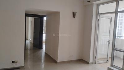 Living Room Image of 1285 Sq.ft 2 BHK Apartment / Flat for rent in Assotech The Nest, Crossings Republik Ghaziabad for Rs. 18000