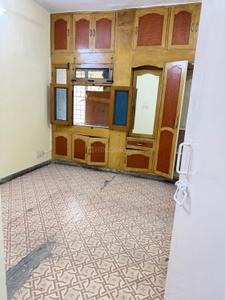 Bedroom Image of 1350 Sq.ft 3 BHK Apartment / Flat for rent in DDA Kautilya Apartment, Sector 14 Dwarka New Delhi for Rs. 27000