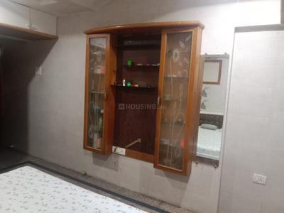 Bedroom Image of 700 Sq.ft 2 BHK Apartment / Flat for rent in Kandivali West Mumbai for Rs. 60000
