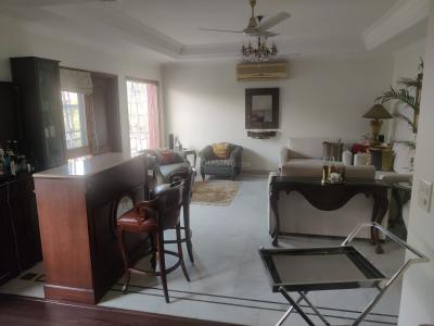 Living Room Image of 4500 Sq.ft 3 BHK Builder Floor for sale in Safdarjung Enclave New Delhi for Rs. 84900000