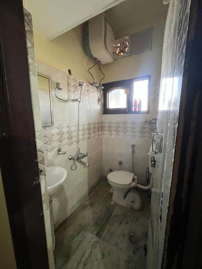 Shanvi Rathore Properties Bathroom 1