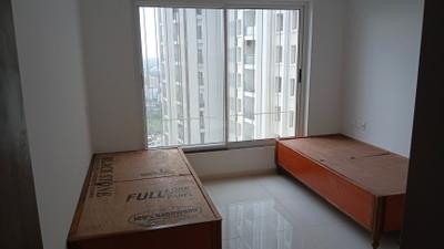 Bedroom Image of 1200 Sq.ft 2.5 BHK Apartment / Flat for rent in Runwal The Central Park, Chinchwad Pune for Rs. 45151