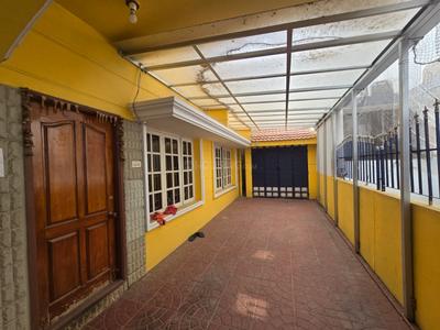 Balcony Image of 4000 Sq.ft 4 BHK Independent House for sale in Sanjaynagar Bengaluru for Rs. 150000000