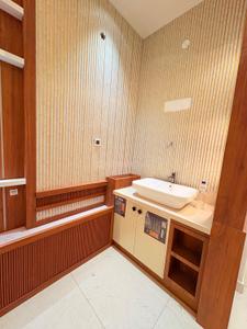 Bathroom Image of 2500 Sq.ft 4 BHK Independent House for sale in Aluva Kochi for Rs. 13000000