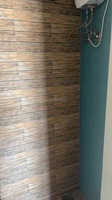 Bathroom Image of 450 Sq.ft 1 BHK Apartment / Flat for rent in Lodha Quality Home, Thane West Thane for Rs. 24000