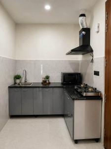Kitchen Image of 700 Sq.ft 1 BHK Apartment / Flat for rent in Indira Nagar Bengaluru for Rs. 15500