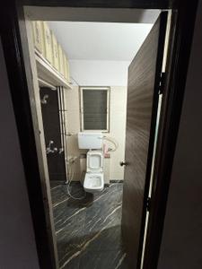 Bathroom Image of 1495 Sq.ft 3.5 BHK Apartment / Flat for rent in Vasant Park, Kalyan West Kalyan for Rs. 49000