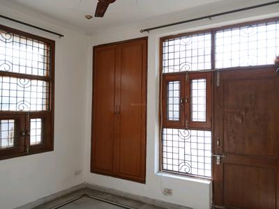 Bedroom Image of 1350 Sq.ft 3 BHK Builder Floor for sale in Tagore Garden Extension New Delhi for Rs. 19200000