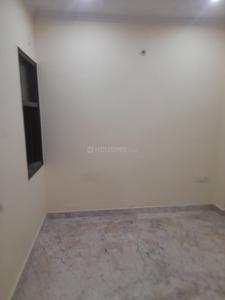 Bedroom Image of 450 Sq.ft 1 BHK Builder Floor for rent in Preet Vihar New Delhi for Rs. 12000