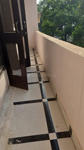 Balcony Image of 1800 Sq.ft 2.5 BHK Builder Floor for rent in Preet Vihar New Delhi for Rs. 40000