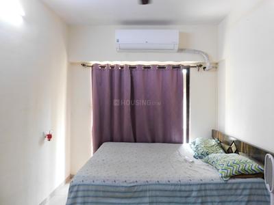Bedroom Image of 810 Sq.ft 2 BHK Apartment / Flat for sale in Bandra East Mumbai for Rs. 21000000