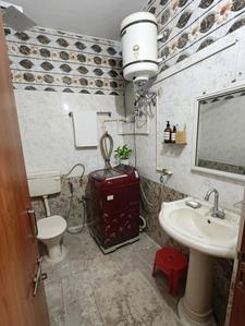 Bathroom Image of 2200 Sq.ft 3 BHK Apartment / Flat for rent in Agarwal Chambers, Basheer Bagh Hyderabad for Rs. 32000