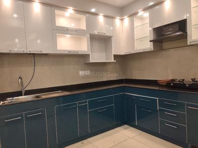 Kitchen Image of 1750 Sq.ft 3 BHK Apartment / Flat for rent in Rishita Manhattan, Gomti Nagar Extension Lucknow for Rs. 35000