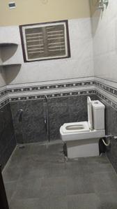 Image of 1000 Sq.ft 2 BHK Builder Floor for rent in Adugodi, Bengaluru for Rs. 41000