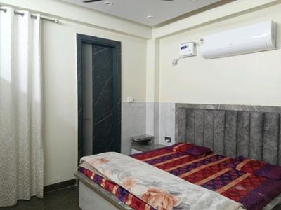 Bedroom Image of 1850 Sq.ft 4 BHK Builder Floor for sale in Raj Nagar Extension Ghaziabad for Rs. 16000000