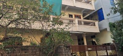 6 BHK Independent House