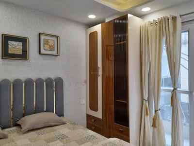 Bedroom Image of 810 Sq.ft 3 BHK Apartment / Flat for sale in Dwarka Mor New Delhi for Rs. 5700000