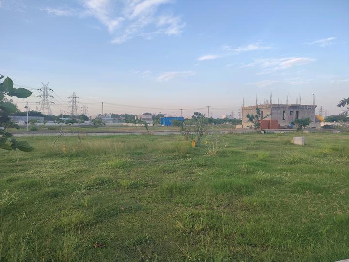 DLF Parc Estate Main Image 1