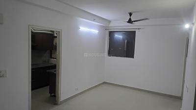 Living Room Image of 1871 Sq.ft 3 BHK Apartment / Flat for rent in RG Luxury, Noida Extension Greater Noida for Rs. 28000