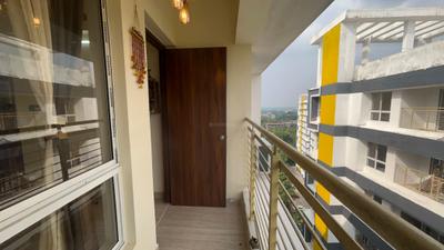 Balcony Image of 935 Sq.ft 2 BHK Apartment / Flat for rent in Rajarhat Kolkata for Rs. 25000