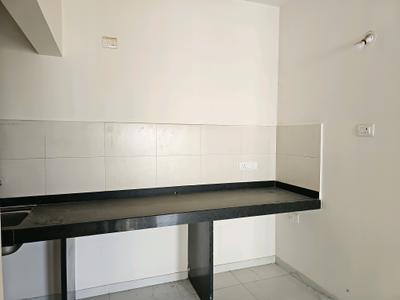 Kitchen Image of 750 Sq.ft 2 BHK Apartment / Flat for rent in VTP Purvanchal, Kesnand Pune for Rs. 18000