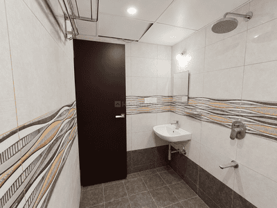 Abhee Pride Bathroom 3