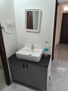 Bathroom Image of 1250 Sq.ft 2 BHK Apartment / Flat for rent in Kavadiguda Hyderabad for Rs. 25000
