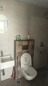 Bathroom Image of 930 Sq.ft 2.5 BHK Apartment / Flat for rent in Nambiar Millennia, Anekal Bengaluru for Rs. 36000