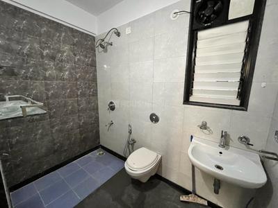 Bathroom Image of 1430 Sq.ft 3 BHK Apartment / Flat for rent in Mont Vert Belrose, Pashan Pune for Rs. 45000