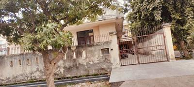 Image of 300 Sq.ft Residential Plot / Land for sale in Sector 99, Noida for Rs. 78000000