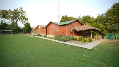 Image of 38250 Sq.ft 3 BHK Farm House for sale in Bajidpur, Noida for Rs. 60000000