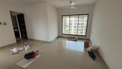 Living Room Image of 1502 Sq.ft 3 BHK Apartment / Flat for sale in Tharwani Rosewood Heights, Kharghar Navi Mumbai for Rs. 24000000