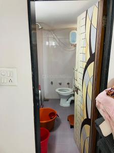 Bathroom Image of 1100 Sq.ft 2 BHK Apartment / Flat for rent in Ghatlodiya Ahmedabad for Rs. 16000