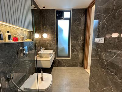 Bathroom Image of 1053 Sq.ft 3 BHK Apartment / Flat for sale in Godrej Horizon Phase II, Wadala Mumbai for Rs. 56900000