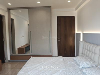 Bedroom Image of 2100 Sq.ft 4 BHK Apartment / Flat for rent in Affinity White, Alkapuri Vadodara for Rs. 120000