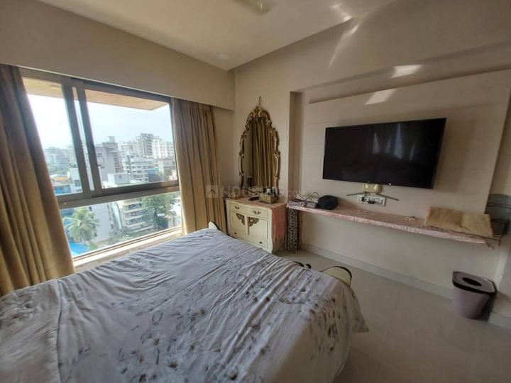 Khar West Bedroom 1