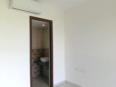 Bedroom Image of 900 Sq.ft 2 BHK Apartment / Flat for rent in Lodha Splendora Riverview, Kasarvadavali Thane for Rs. 31000