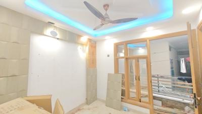 Bedroom Image of 610 Sq.ft 2 BHK Builder Floor for sale in Govindpuri New Delhi for Rs. 5000000