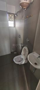 Bathroom Image of 1650 Sq.ft 3 BHK Apartment / Flat for sale in Captown Enhance, Shilaj Ahmedabad for Rs. 9800000