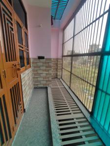 Balcony Image of 600 Sq.ft 1 BHK Builder Floor for rent in Alpha I Greater Noida for Rs. 16000