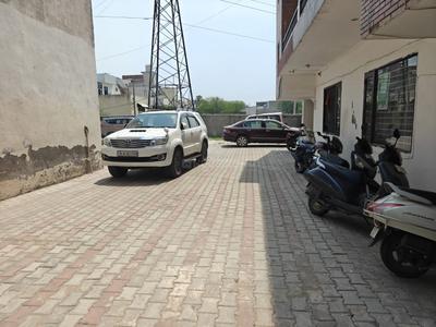 Image of 700 Sq.ft 3 BHK Apartment / Flat for rent in Gillco Palms, Sector 115, Mohali for Rs. 22000