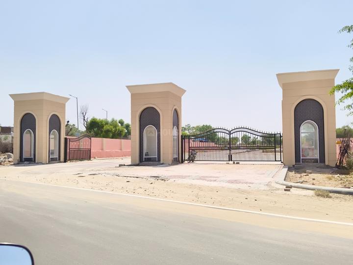 Southern Square Main Image 1