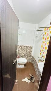 Bathroom Image of 1200 Sq.ft 2 BHK Builder Floor for rent in Vishnu Puri Colony Indore for Rs. 18000