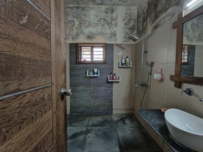 Bathroom Image of 2700 Sq.ft 3 BHK Independent House for sale in Thaltej Ahmedabad for Rs. 65000000