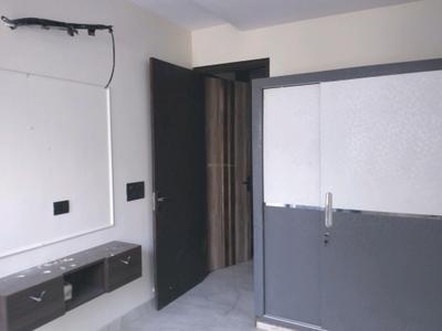 Bedroom Image of 720 Sq.ft 2 BHK Builder Floor for sale in Mukherjee Nagar New Delhi for Rs. 12000000