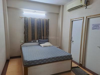 Bedroom Image of 1280 Sq.ft 2 BHK Apartment / Flat for rent in Maninagar Ahmedabad for Rs. 23000