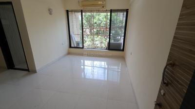 Living Room Image of 775 Sq.ft 2 BHK Apartment / Flat for rent in Evershine Millennium Paradise, Kandivali East Mumbai for Rs. 55000