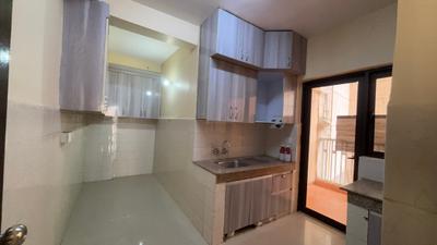 Kitchen Image of 1654 Sq.ft 3 BHK Apartment / Flat for rent in Logix Blossom County, Sector 137 Noida for Rs. 40000