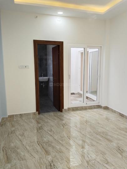 Gosainganj Main Image 1